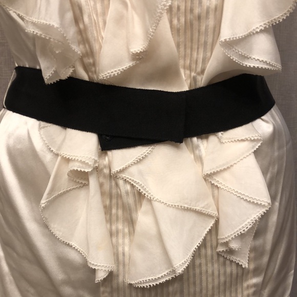 White House Black Market women’s blouse. - Picture 3 of 6